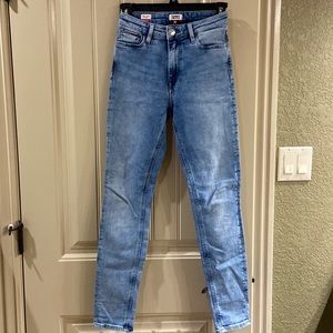 High Rise Skinny by Tommy Hilfiger Brand. EUC!